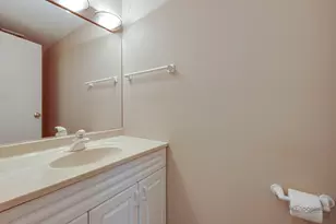 2 Timber Ln, Vernon Hills, IL 60061 - Photo 17