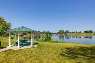 2 Timber Ln, Vernon Hills, IL 60061 - Photo 33