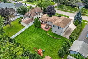 233 S Western Ave, Bartlett, IL 60103 - Photo 41