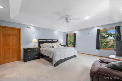 233 S Western Avenue, Bartlett, IL 60103 - Photo 17