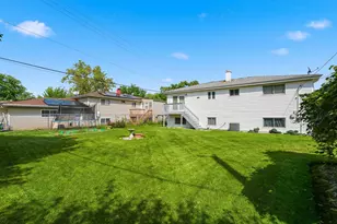 78 S Clarendon Ave, Addison, IL 60101 - Photo 31