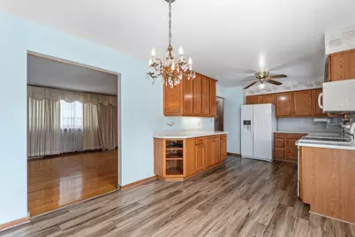 78 S Clarendon Avenue, Addison, IL 60101 - Photo 5