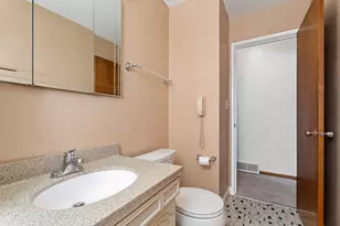 78 S Clarendon Ave, Addison, IL 60101 - Photo 19