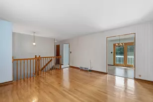78 S Clarendon Ave, Addison, IL 60101 - Photo 9