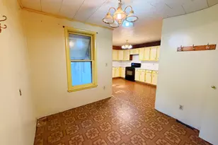 1402 N Sterling St, Streator, IL 61364 - Photo 7