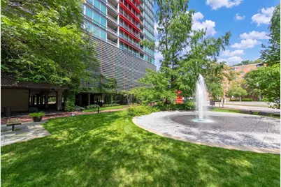 800 Elgin Road #1206, Evanston, IL 60201 - Photo 17