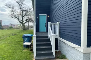 86 N 4th St, Aurora, IL 60505 - Photo 3