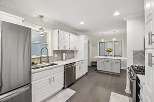 6118 S Austin Ave, Chicago, IL 60638 - Photo 5