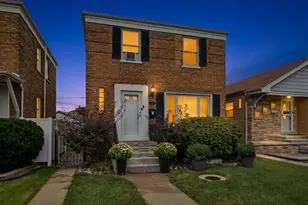 6118 S Austin Ave, Chicago, IL 60638 - Photo 1