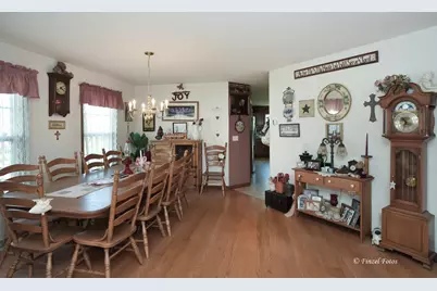 232 Johnson Street, Hampshire, IL 60140 - Photo 3