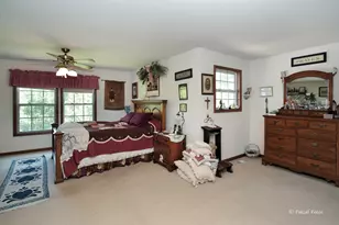 232 Johnson St, Hampshire, IL 60140 - Photo 9