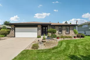 8818 172nd St, Tinley Park, IL 60487 - Photo 1