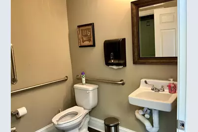 96 E Main Street, Lake Zurich, IL 60047 - Photo 9