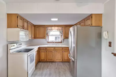 4715 Cleveland Avenue, Rockford, IL 61108 - Photo 19