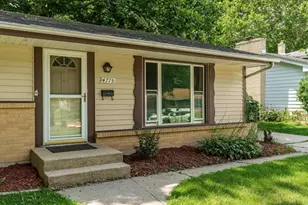 4715 Cleveland Ave, Rockford, IL 61108 - Photo 11