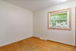 4715 Cleveland Ave, Rockford, IL 61108 - Photo 29