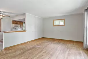 4715 Cleveland Ave, Rockford, IL 61108 - Photo 13