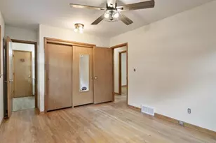 4715 Cleveland Ave, Rockford, IL 61108 - Photo 25