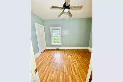 626 Bent Street, Elgin, IL 60120 - Photo 11