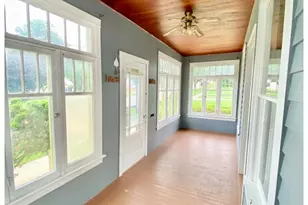 626 Bent St, Elgin, IL 60120 - Photo 3