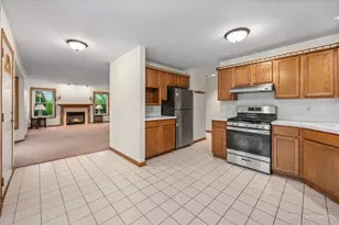 349 Kresswood Dr, West Chicago, IL 60185 - Photo 7
