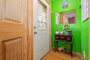4019 N Bernard St, Chicago, IL 60618 - Photo 3