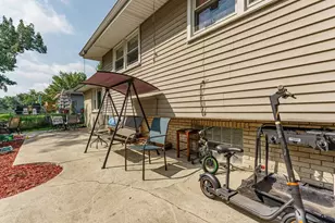2N565 Euclid Ave, Glen Ellyn, IL 60137 - Photo 27