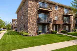 7101 O'Connell Dr, Chicago Ridge, IL 60415 - Photo 15