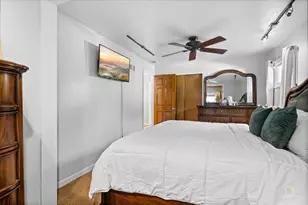 2405 Sarah St, Franklin Park, IL 60131 - Photo 19