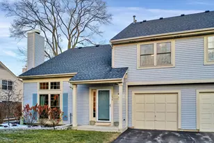1036 N Knollwood Dr, Palatine, IL 60067 - Photo 1