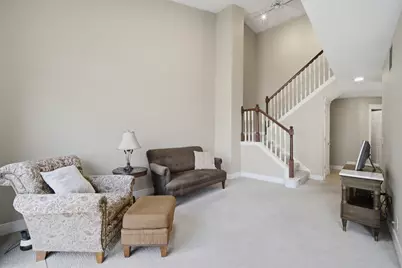 224 Woodstone Circle, Buffalo Grove, IL 60089 - Photo 5