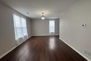1071 Symphony Dr, Aurora, IL 60504 - Photo 7
