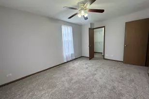 1071 Symphony Dr, Aurora, IL 60504 - Photo 19