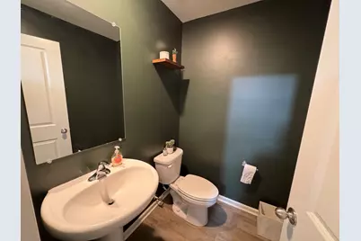 1039 Briar Glen Court, Hampshire, IL 60140 - Photo 5