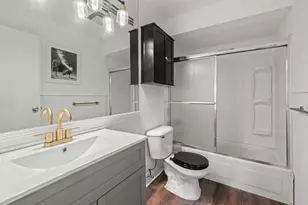 2005 Valencia Dr, Northbrook, IL 60062 - Photo 19