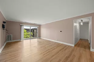 2005 Valencia Dr, Northbrook, IL 60062 - Photo 7