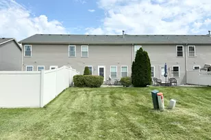 2083 Summerfield Ln, Bourbonnais, IL 60914 - Photo 9
