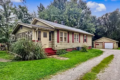 1508 N Linden Street, Bloomington, IL 61701 - Photo 1