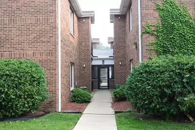 5805 W Eddy Street #1D, Chicago, IL 60634 - Photo 1