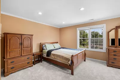 1316 Whitcomb Avenue, Des Plaines, IL 60018 - Photo 15