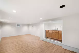 1316 Whitcomb Ave, Des Plaines, IL 60018 - Photo 25