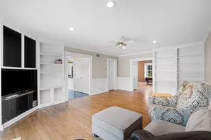 1316 Whitcomb Ave, Des Plaines, IL 60018 - Photo 9
