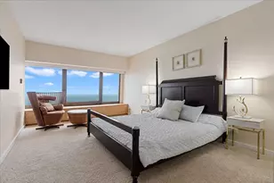 175 E Delaware Pl, Chicago, IL 60611 - Photo 19