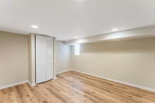 7526 S Honore St, Chicago, IL 60620 - Photo 15
