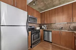 611 S Wells St, Chicago, IL 60607 - Photo 7
