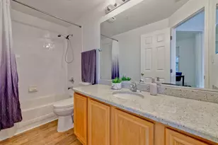 121 Commons Ct, Wheeling, IL 60090 - Photo 27