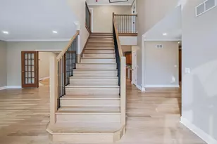 640 Downey St, Hoffman Estates, IL 60169 - Photo 5