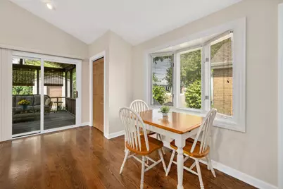134 N 8th Avenue, Des Plaines, IL 60016 - Photo 11