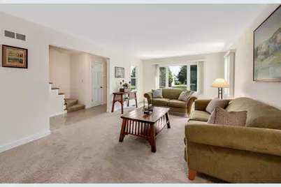 134 N 8th Avenue, Des Plaines, IL 60016 - Photo 3