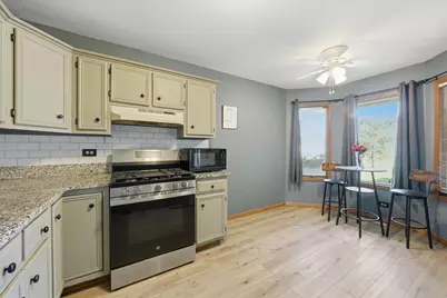 304 Grande Drive #B, Minooka, IL 60447 - Photo 9